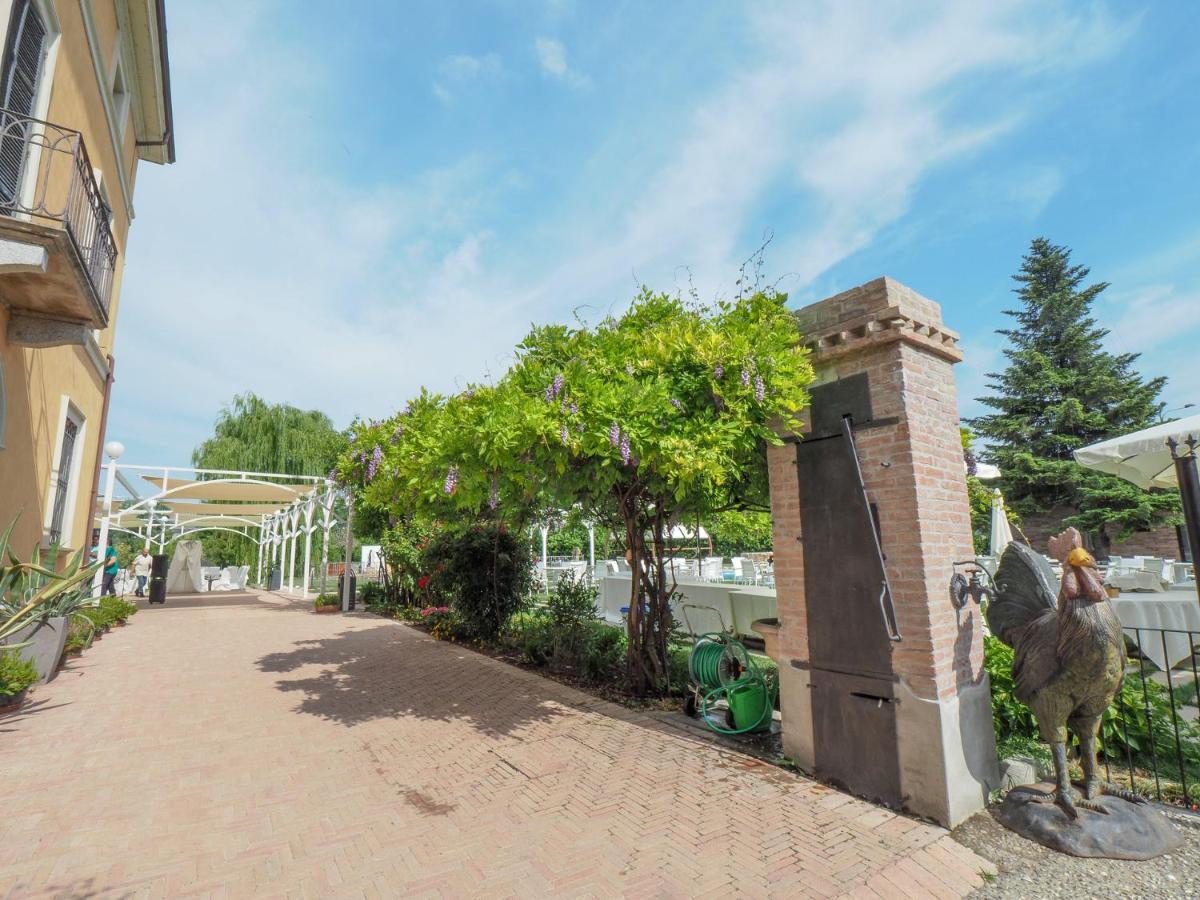 Hotel Villa Costanza Pontenure Екстериор снимка